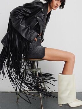 Vaslemuse Mid-Calf Fold Over Boots